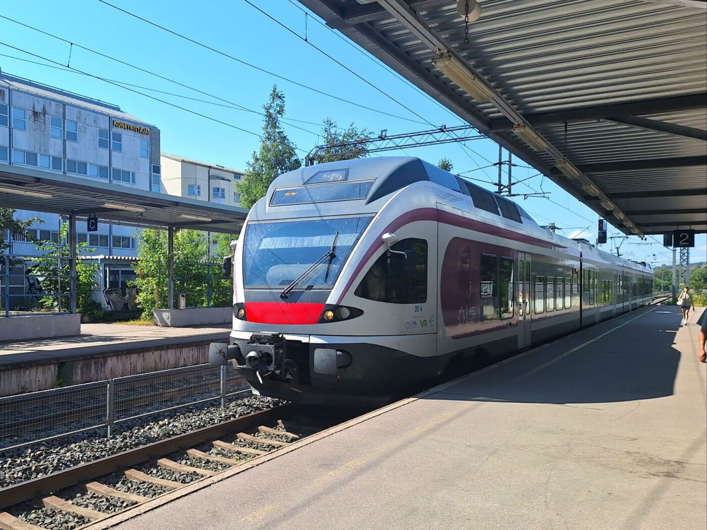 SM4 commuter train at Kannelmäki