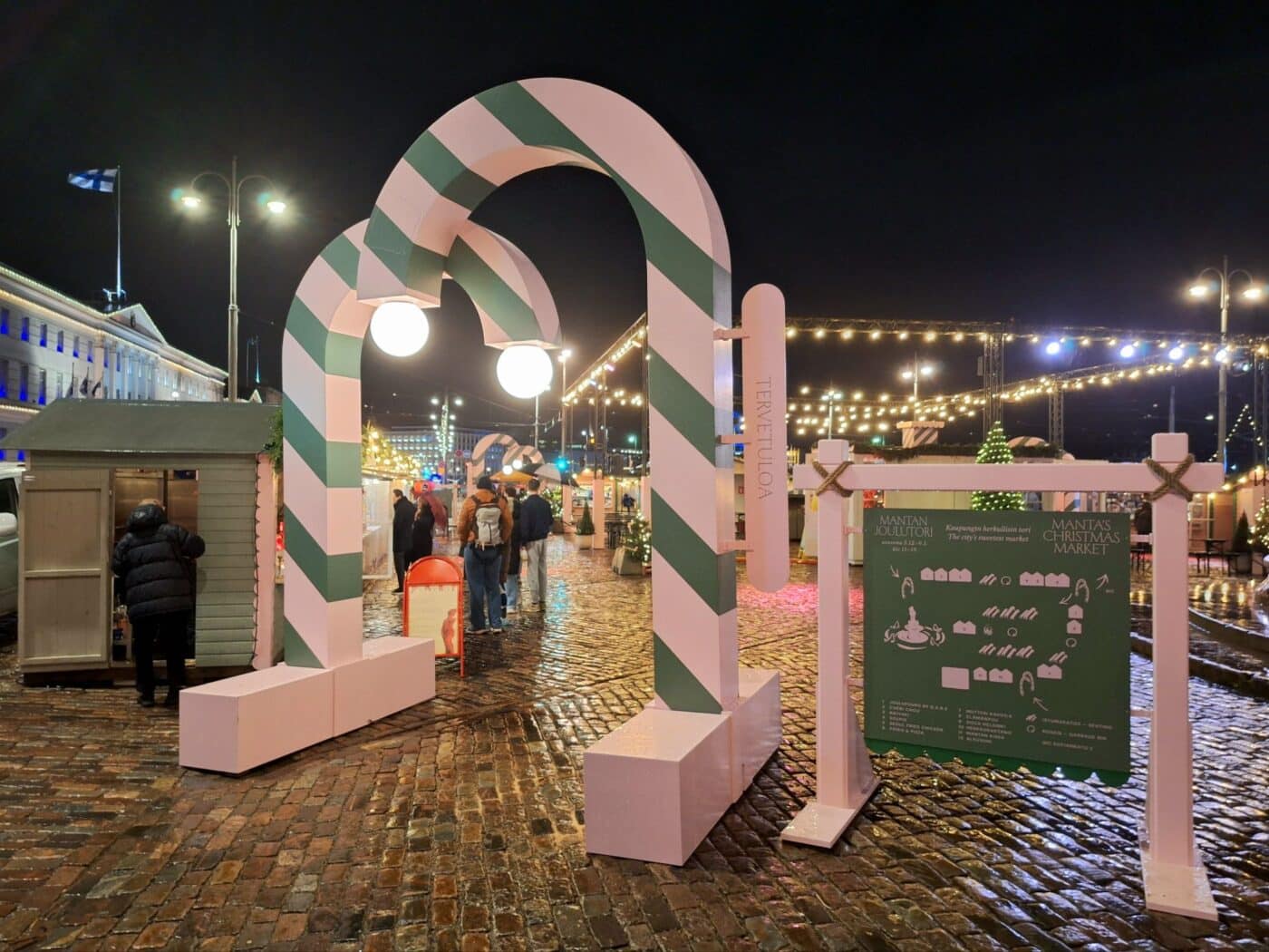 Entrance to Manta's Christmas Market